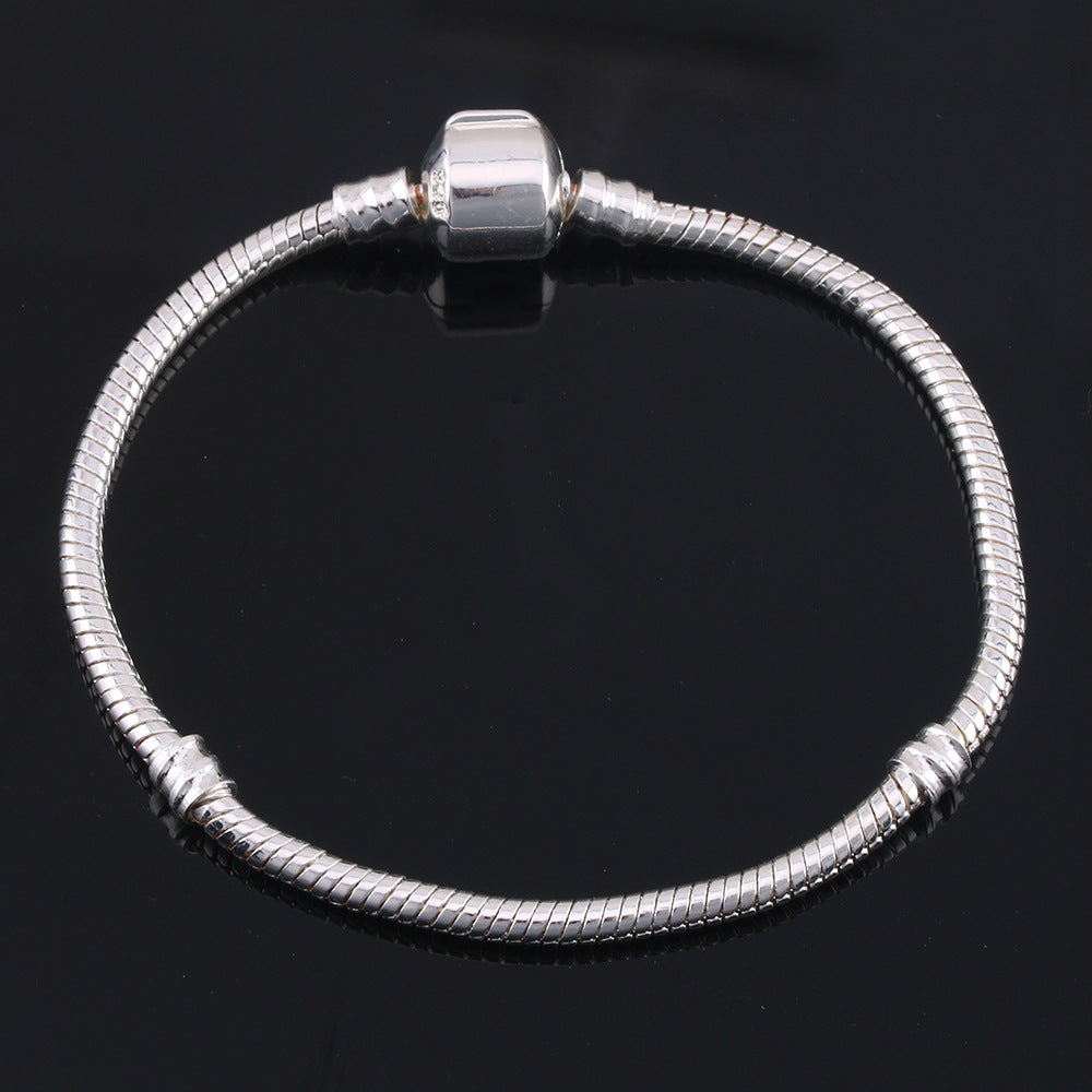 Classic Silver Women's Bracelet - Street Fashion Accessories